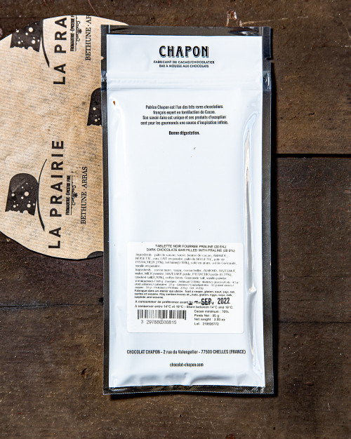 Chocolat Chapon Noir Fourré Praliné sel fumé et pistache