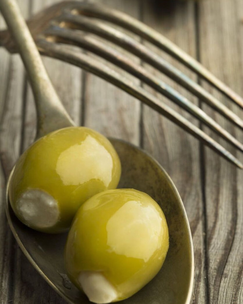 Olive verte farcie au fromage
